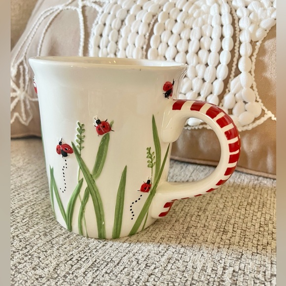 Hausenware - Ladybug Mug - Oversized Mug - Picture 2 of 6
